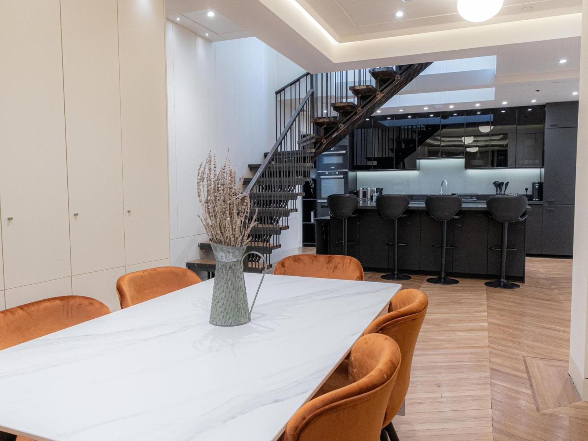Modern Deluxe Five Bedroom House Near Chalk Farm Station By Belvilla Londra Dış mekan fotoğraf