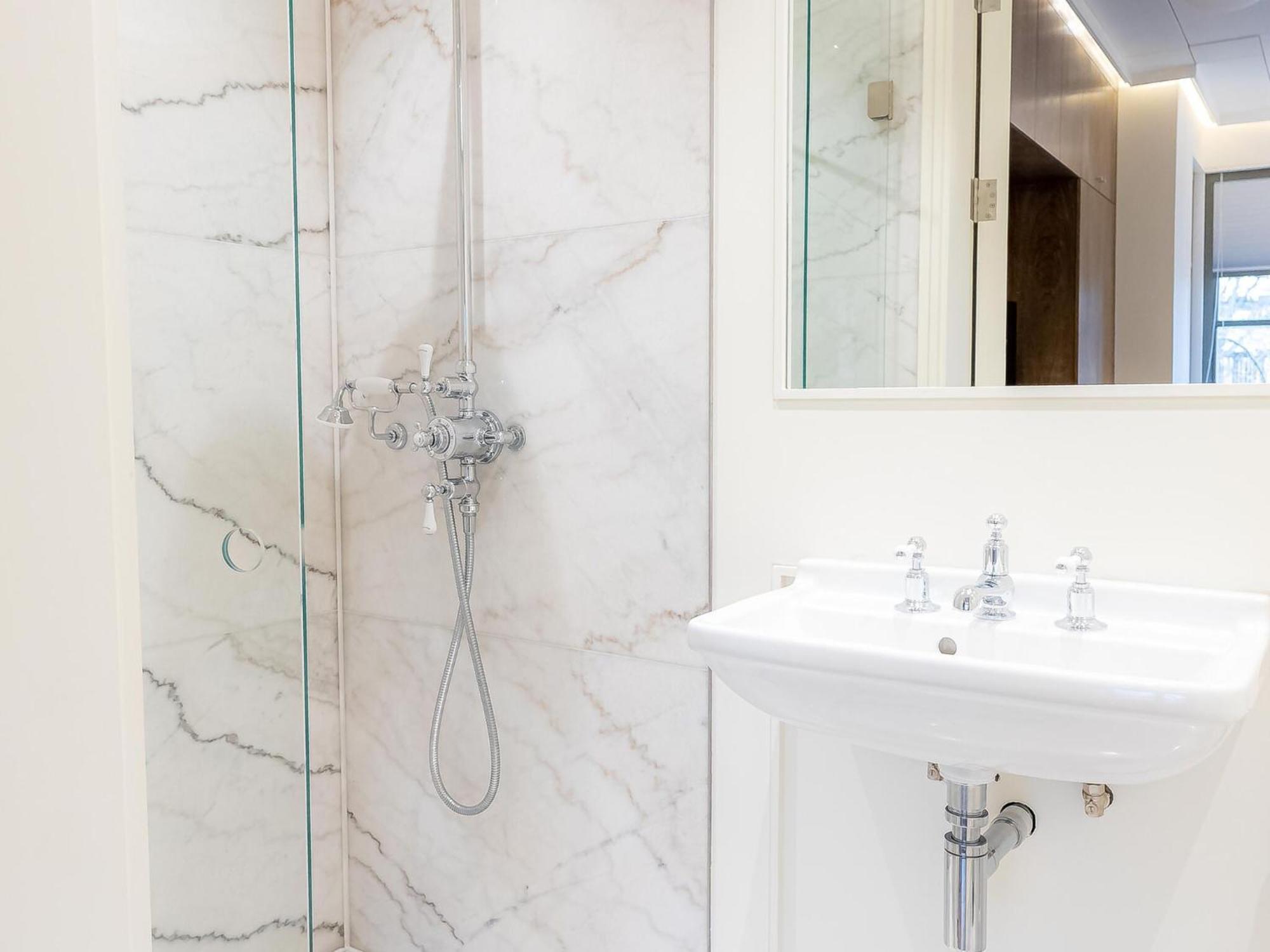 Modern Deluxe Five Bedroom House Near Chalk Farm Station By Belvilla Londra Dış mekan fotoğraf