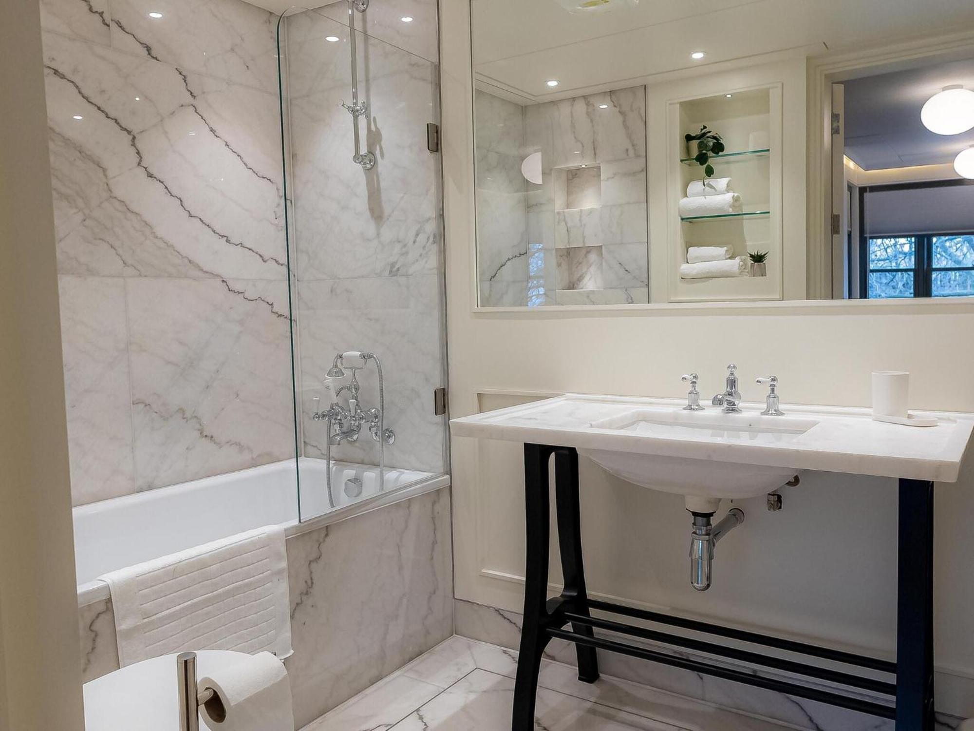 Modern Deluxe Five Bedroom House Near Chalk Farm Station By Belvilla Londra Dış mekan fotoğraf